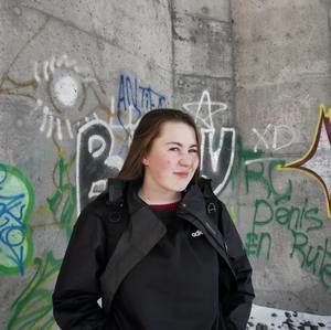 Meet your Posher, Laurie-anne